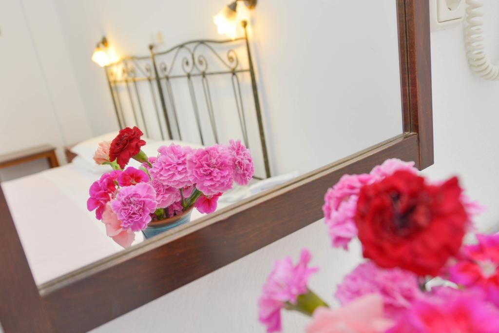 Artemon Hotel Artemónasz Kültér fotó